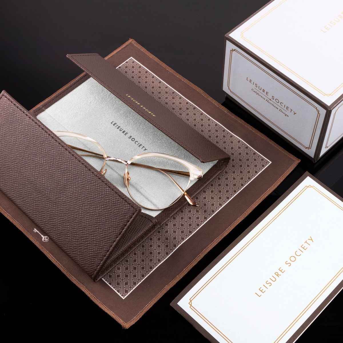 Leisure Society optical frame in its leather case
